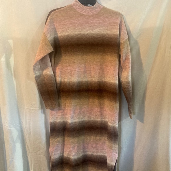 LOFT Dresses & Skirts - NWT Loft sweater dress